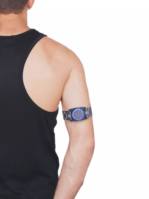 حزام ذراع قابل للتعديل بمستشعر Freestyle Libre 2 في صندوق من الصفيح - إصدار Dia-Style Mandala المحدود